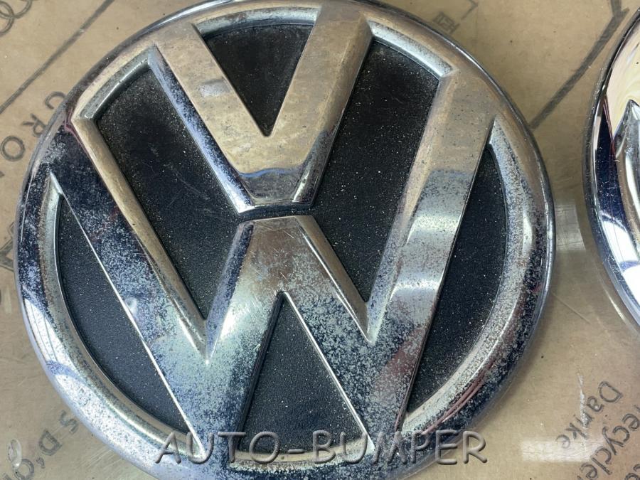 Volkswagen Tiguan 2011- эмблема задняя 5C6853630